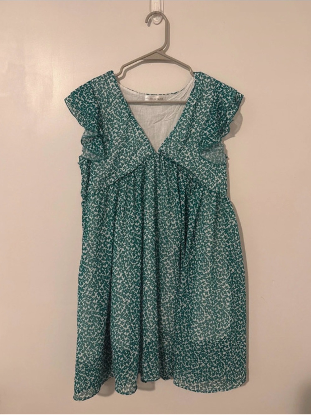 Green Floral V-Neck Flutter-Sleeve Casual Dress